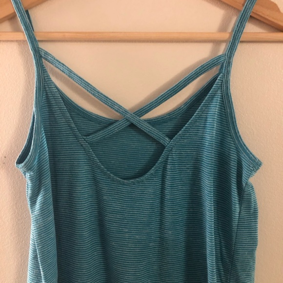 NWOT old navy tank - Picture 4 of 4